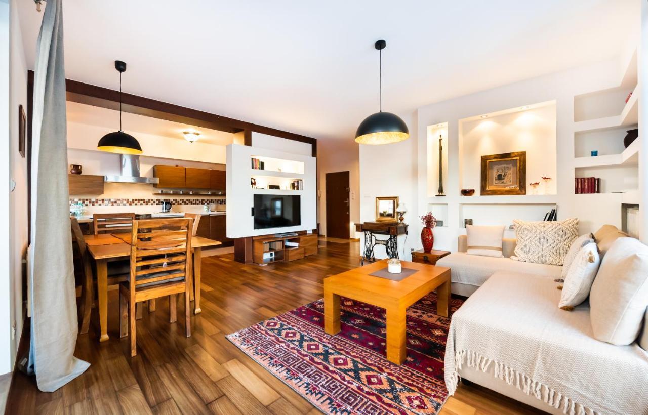 Bemowo Green Wood Apartment ワルシャワ エクステリア 写真